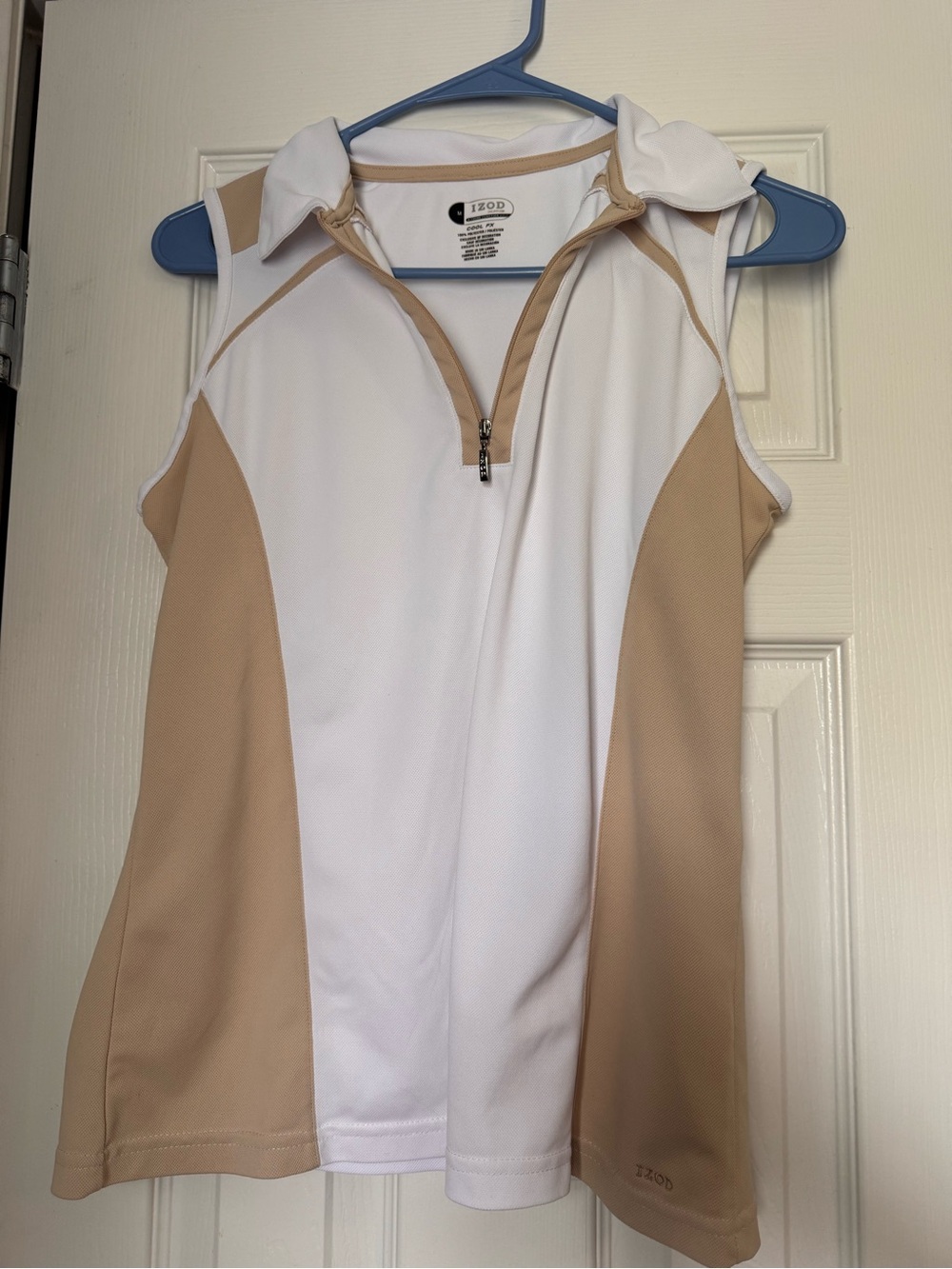 IZOD women’s Sleeveless Zip Golf Polo in White & Beige